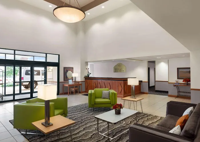 Wingate By Wyndham Bentonville